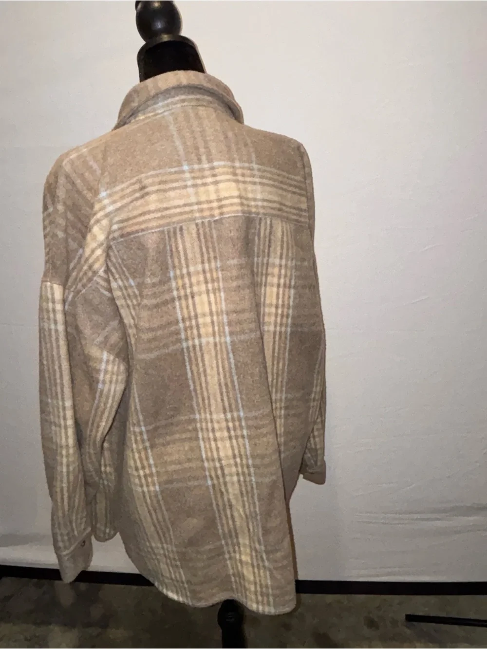 Beige Plaid Women’s Overshirt Jacket - Beige Plaid